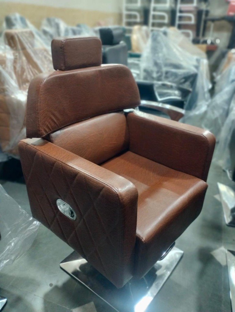 Tanishka Global Luxury Salon Chair